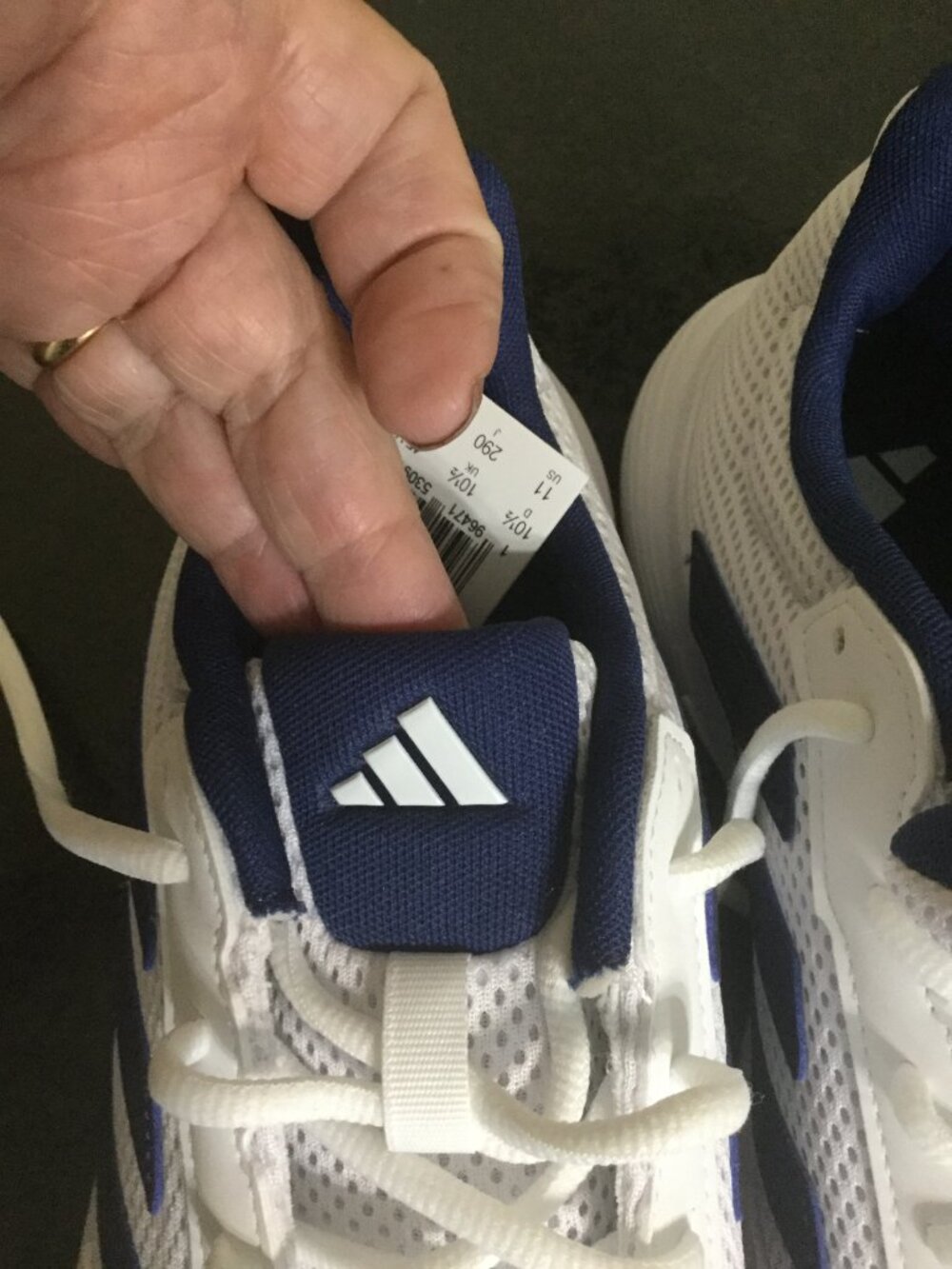 NEW without tags attached Adidas Spec2 tennis sneakers size 11 just tried on. - Picture 2 of 6